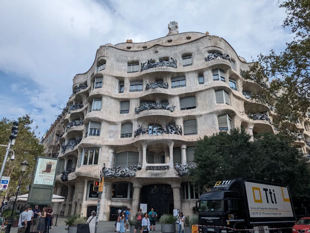 Casa Milà with a truck in the way.