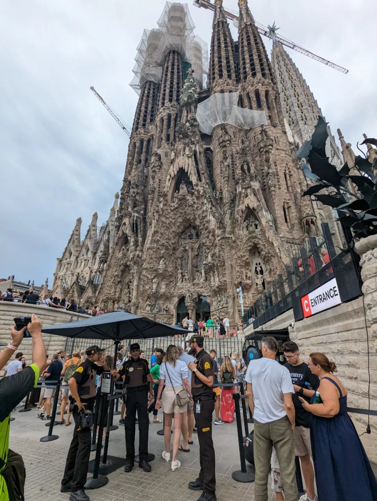 Outside entry to Sagrada Familiar