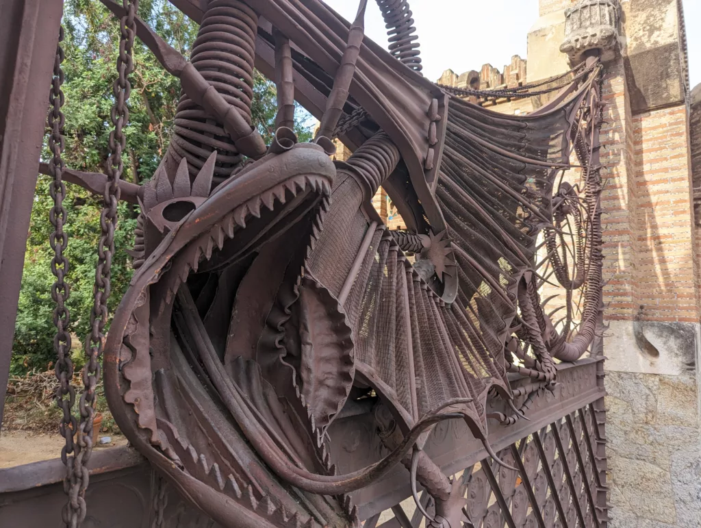 Gaudi gate