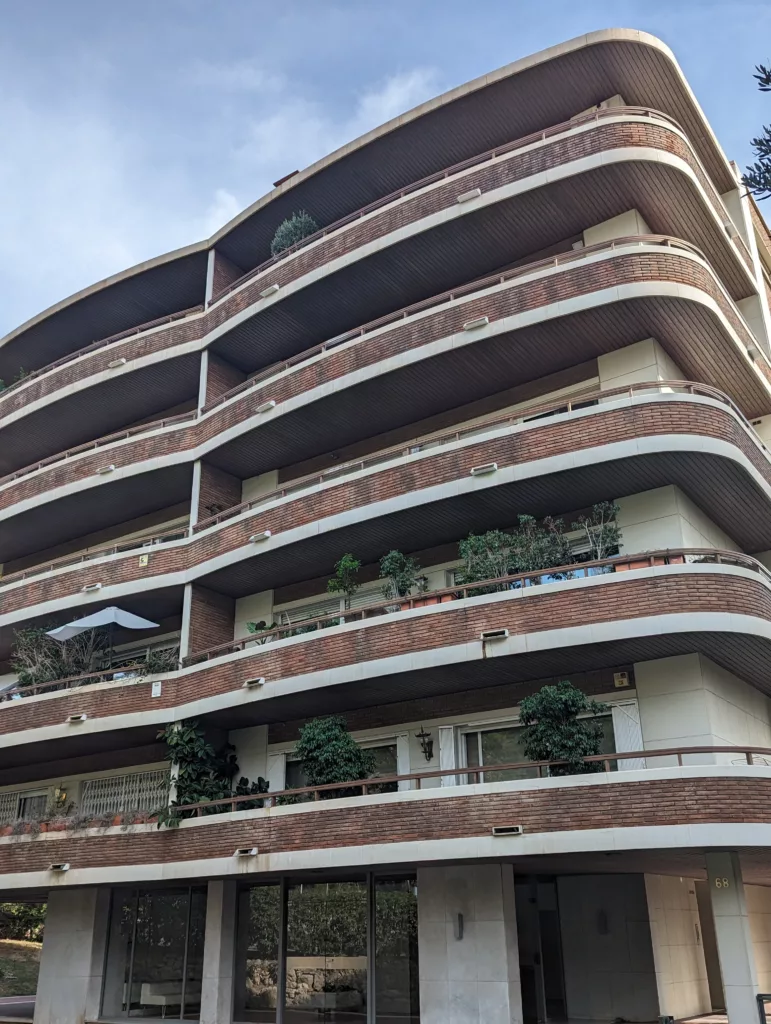 60's apartment building