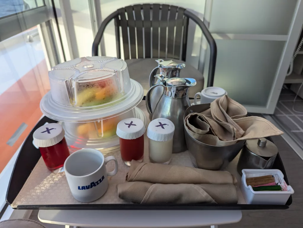 Roomservice breakfast