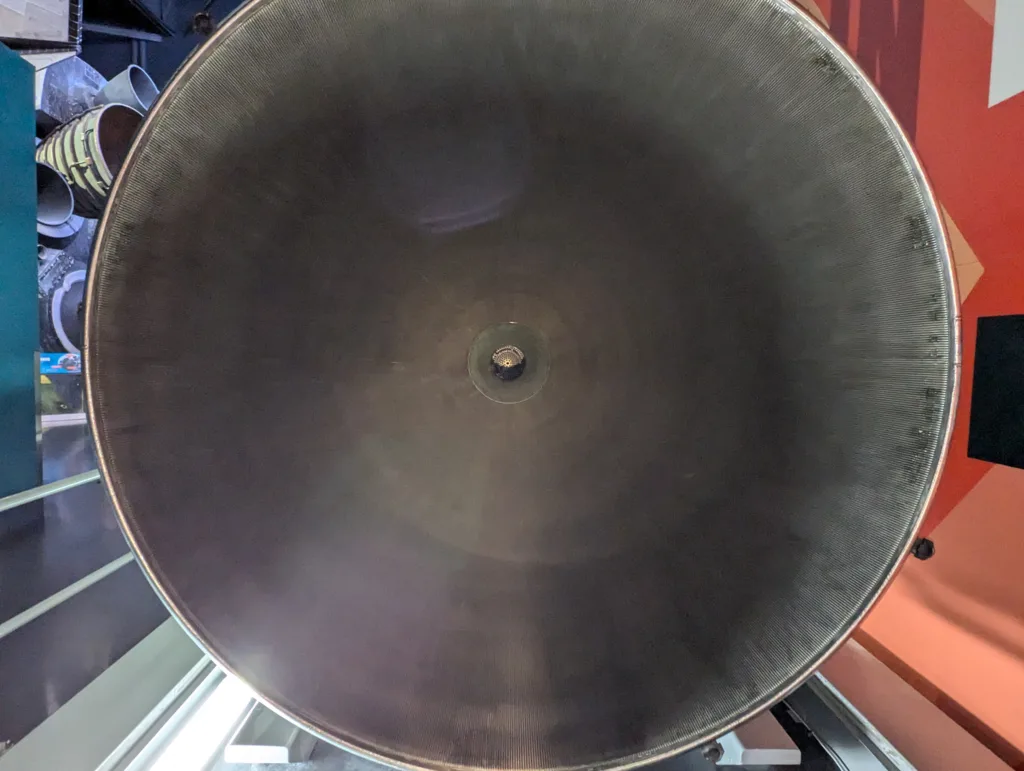 Shuttle engine bell
